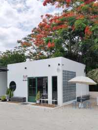 LITTLE PANTRY คาเฟ่พุทธมณฑล นครปฐม
