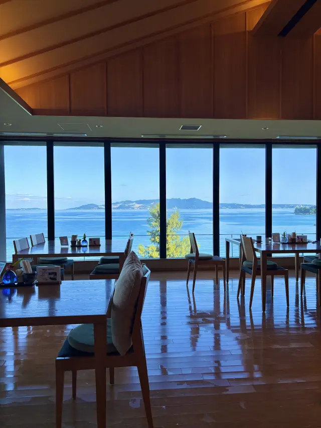 조식당 뷰가 정말 아름다워서 유명한 일본 료칸❤️