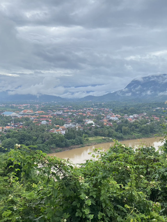 Mount Phousi: A Stairway to Serenity