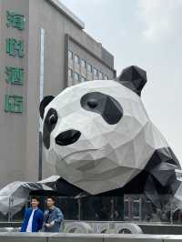  🇨🇳 Pandamonium & Spicy Flavors: A Culinary Adventure in Chengdu 
