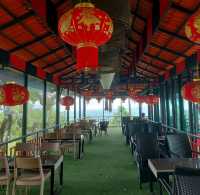โรงเตี๊ยมสุดขอบฟ้า บรรยากาศเมืองจีน