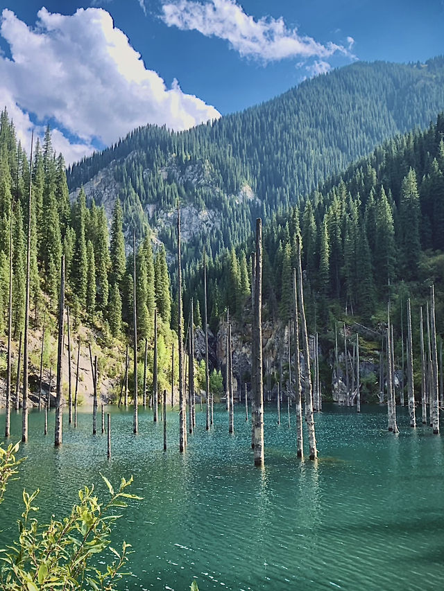 😭 UNIQUE LAKE ALERT - Hiking to Kaindy Lake 