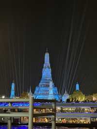 Countdown new year at Wat Arun
