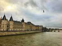 🇫🇷The Serene Seine River in Paris🇫🇷