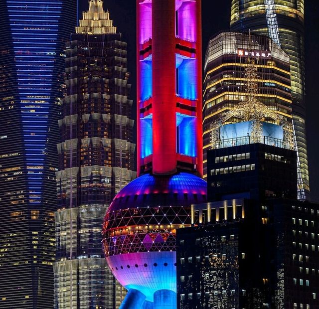 🌆 Explore Shanghai: A Fusion of Tradition & Modernity 🏙️