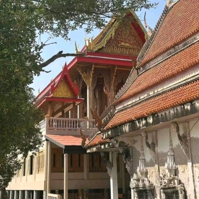 วัดขุนสมุทราวาส