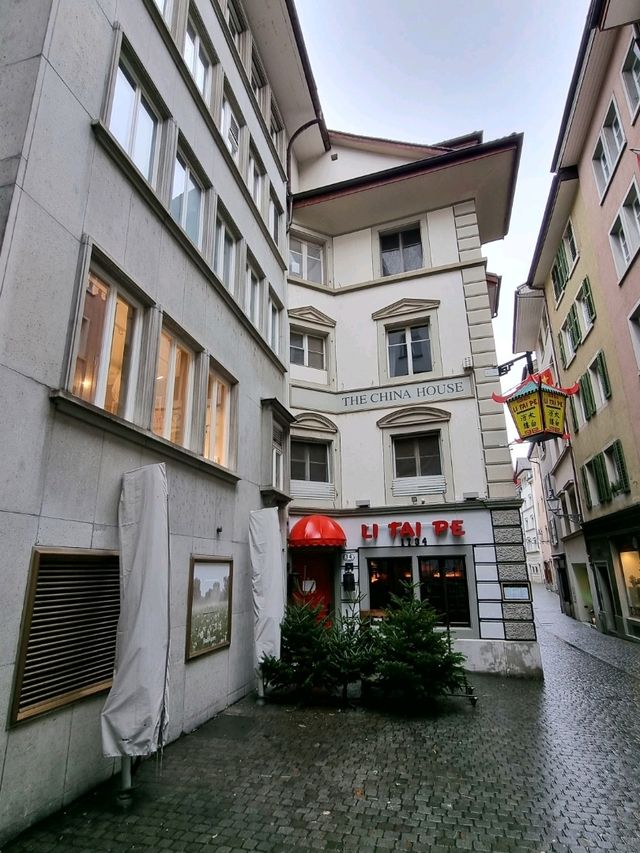 🇨🇭 Kornmarkt, a Historic Square in Lucerne