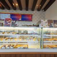 A Café for Every Mood: Exploring Daily Coffee