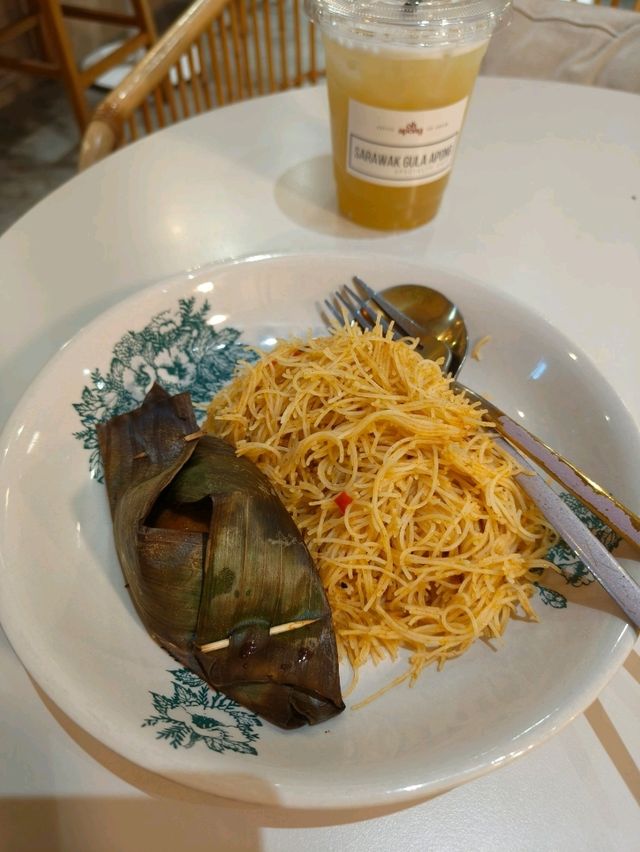 Perfect for Foodies and Chill Seekers"