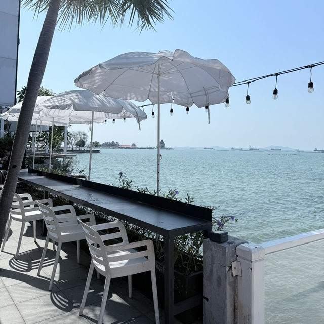 PRAVE Café คาเฟ่ศรีราชา ติดทะเล 🌊🏝️🛳️