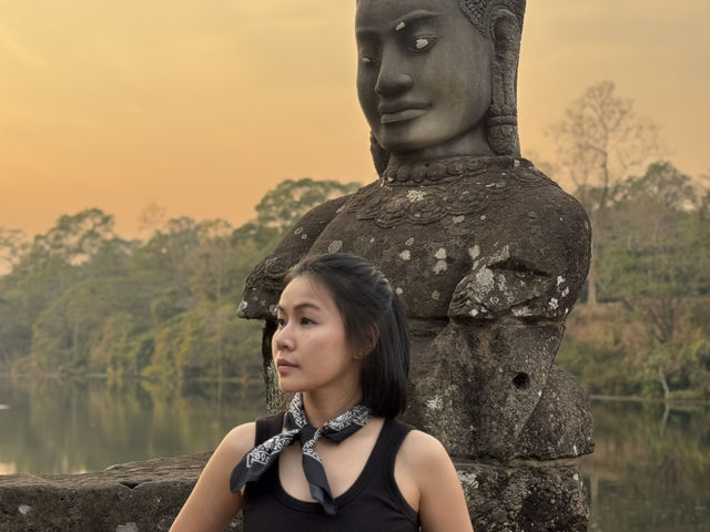 จุดลับชมพระอาทิตย์ตกดินที่นครวัด Sunset 🌅 