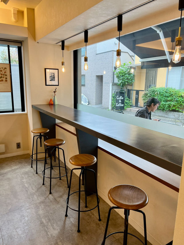 Charming Café Experience at Gallery Syrup Café🍰