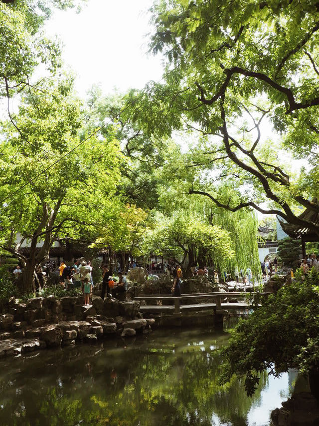 Exploring the Timeless Beauty of Yu Gardens in Shanghai