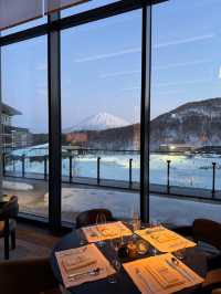 🏔️ 北海道｜二世谷柏悅酒店 滑雪初體驗 🎿