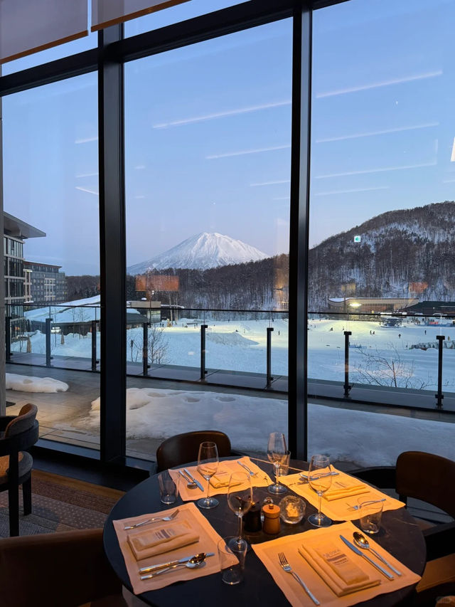 🏔️ 北海道｜二世谷柏悅酒店 滑雪初體驗 🎿