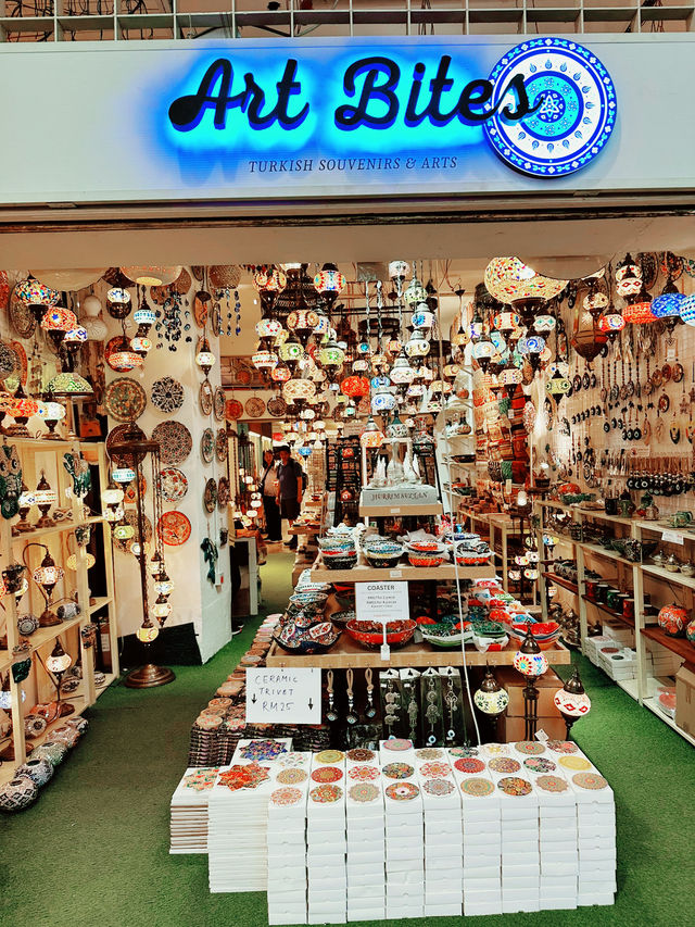 Timeless Treasures at Art Bites, Central Market ⏳✨