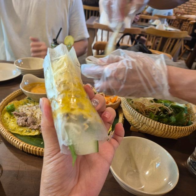 다낭 시내 반쎄오 맛집 '벱꾸온 다낭'