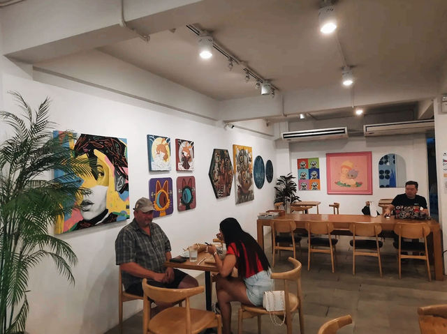 Palette Artspace in Thonglor