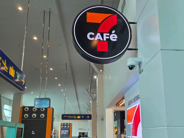 ท่าอากาศยานกัวลาลัมเปอร์  terminal 2 /  KLIA2 