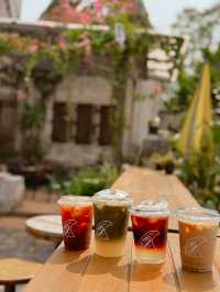 🌿☕ Little Town Sriracha 🌊
