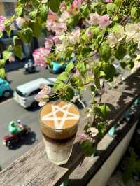 Spring Blooms at Cộng Coffee🩷🌸