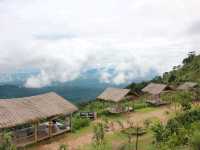 ร้านอาหารที่ ม่อนแจ่ม แคมปิ้ง รีสอร์ท 