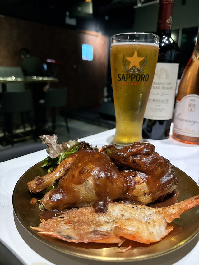 尖沙咀樓上高級西餐酒吧任飲120分鐘
