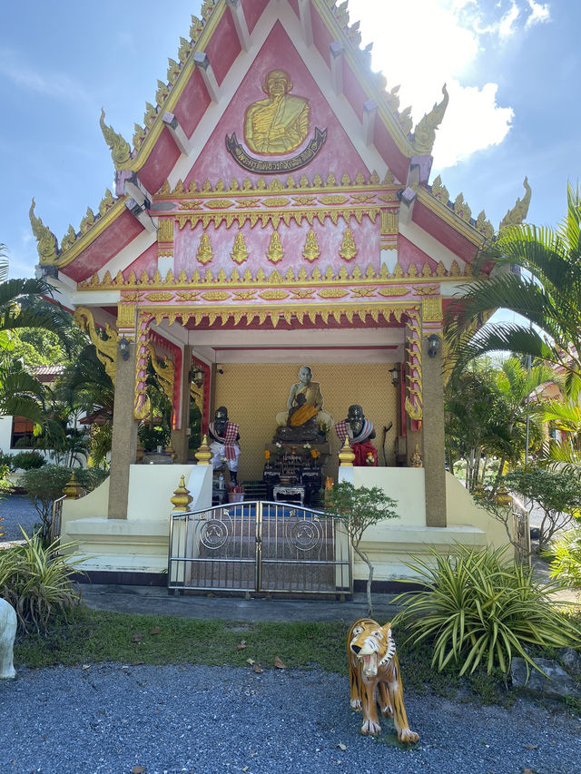 วัดภูเขาทอง จ.พัทลุง 