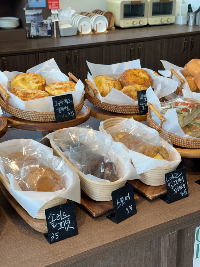 🥰💛화순카페 딸기케이크 디저트맛집 화순하다