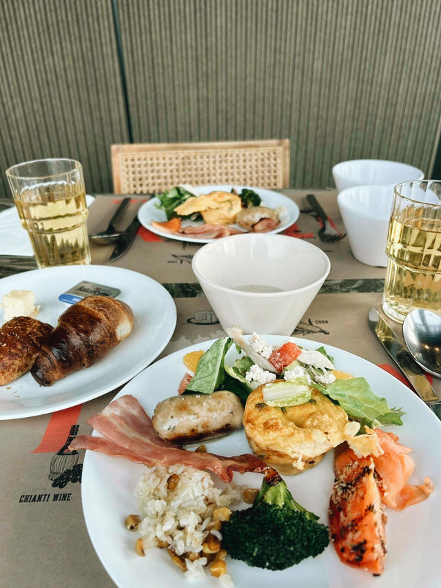  【ソウル🇰🇷ホンデ】朝食に❤️眺望に癒されるオシャレなイタリアン