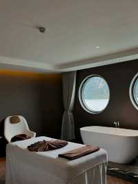 ⚓🌟 A Journey Through Jade Waters: My Halong Bay Cruise Adventure! 🌟⚓