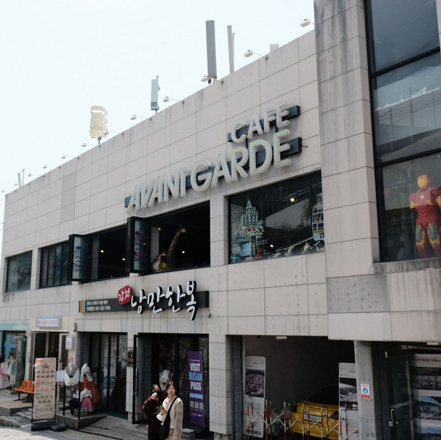 Gamcheon Culture Village – หมู่บ้านศิลปะสีลูกกวาด