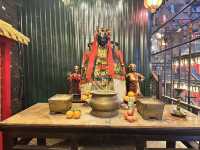 ManMo Temple วัดบุ๋นและบู๊ในที่เดียวกัน