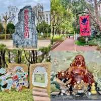 Tranquil Beauty in Kunming’s Heart