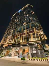 "Urban Simplicity with a Touch of Marriott Comfort"