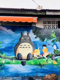 Bite-Sized Brilliance: A Lunch Break at Kelapa Sawit’s Hidden Art Lane