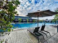 "Smart Stays, Smooth Transfers – Your Budget Gateway Near KLIA"
