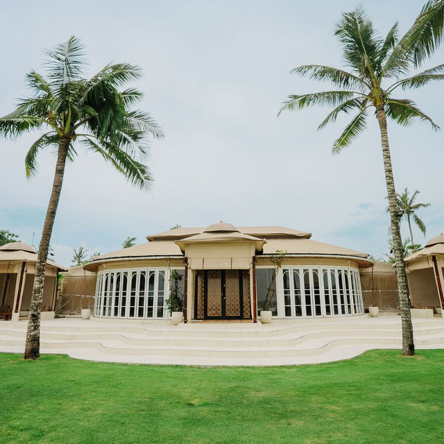 A Luxurious Escape Beneath the Stars