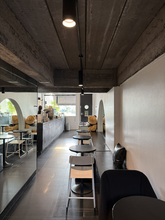 Roastniyom Coffee - ร้านกาแฟสุดฮิตสาขาพายัพ