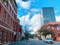 รีวิวเดินเล่นย่าน London Court