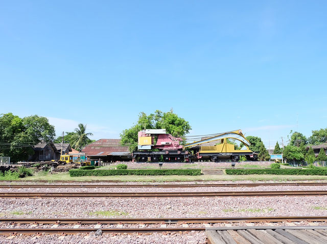 พาเที่ยวสถานีรถไฟที่สวยแบบคลาสลิค 🚞🚃