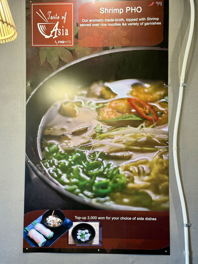 Authentic Vietnamise Food in a Relaxed and Friendly Setting.