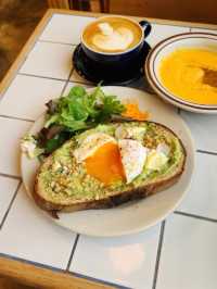☕️【代々木 nephew】この街の静かな午後、物語が始まるカフェ。
