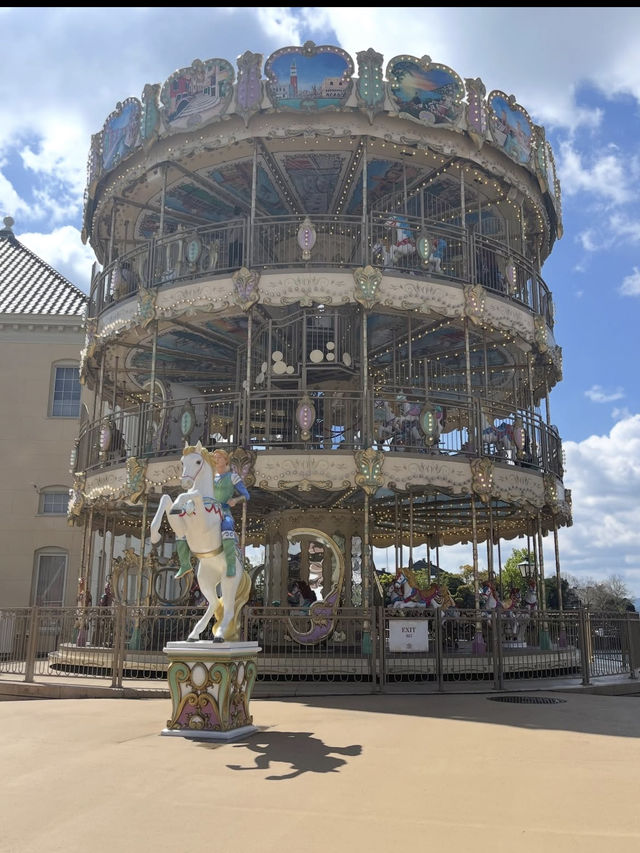 🎡【長崎・ハウステンボス】 ヨーロッパ気分で歩く、光と花と運河の街。日常を忘れるリゾート体験を。 