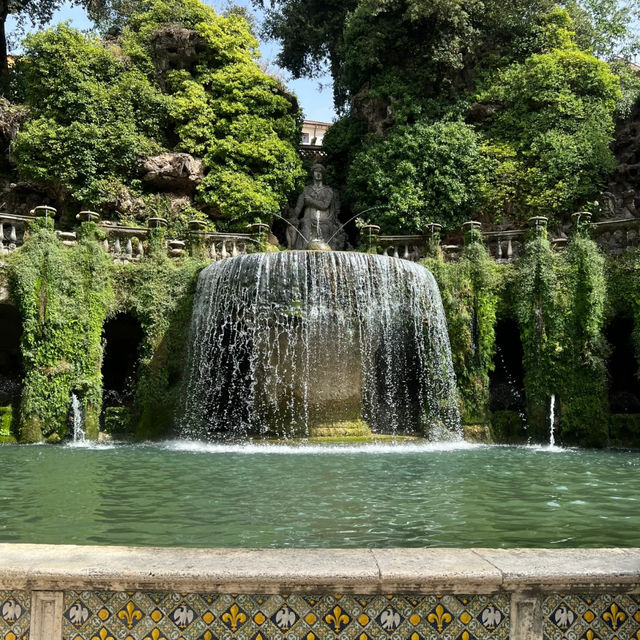 Escape Rome's Bustle: Tivoli and Villa d'Este – The Perfect Recharge! 🌳💦