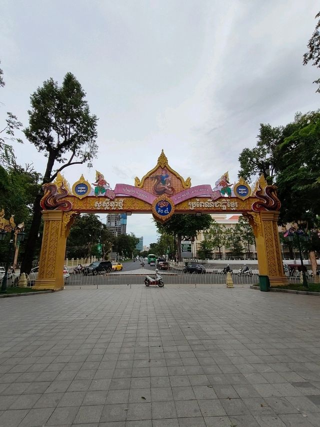 Wat Phnom: A Cultural Landmark on Phnom Penh’s Hilltop