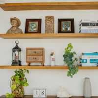 A Cozy Retreat for Flavor and Comfort