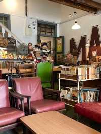 Vintage Green Cafe @ The Daughter