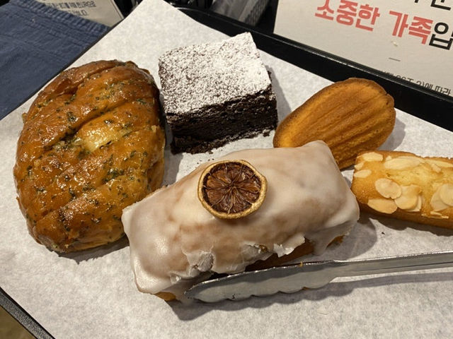 오션뷰를 즐길 수 있는 제주 카페 델문도
