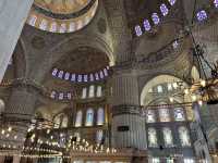 【スルタンアフメト・モスク（Sultanahmet Camii）｜「ブルーモスク」と呼ばれるイスタンブールの象徴的モスク